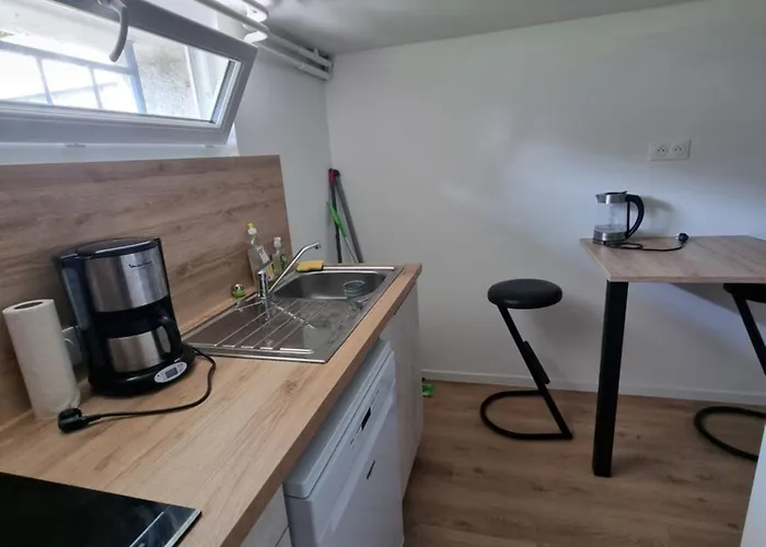 Apartment Granville, Sous-sol Amenage En Bel *